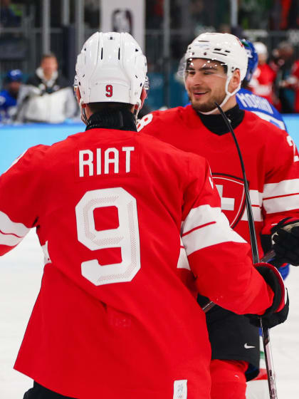 Nico Hischier laesst beim Sieg der Schweiz gegen Italien den Scoring-Knoten platzen
