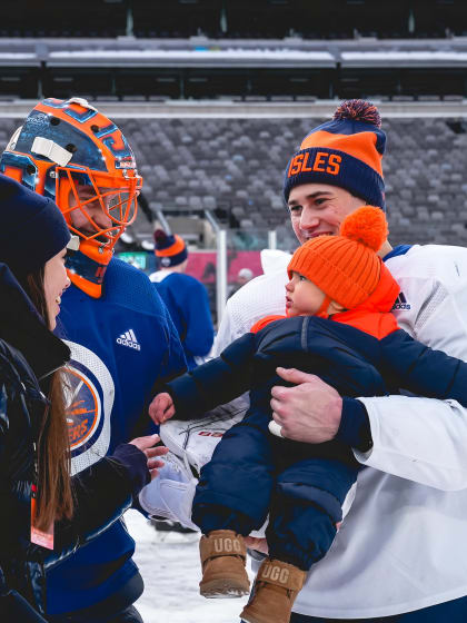 PHOTOS: Islanders Family Skate at MetLife Stadium