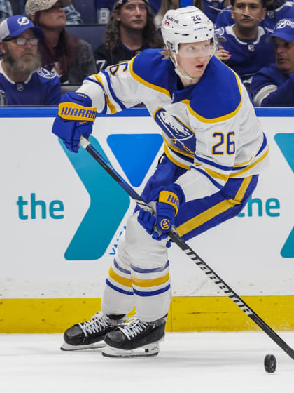 Sabres förstärker i slutspelsjakten