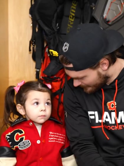 Rasmus Andersson Noa Gaudreau Calgary Flames