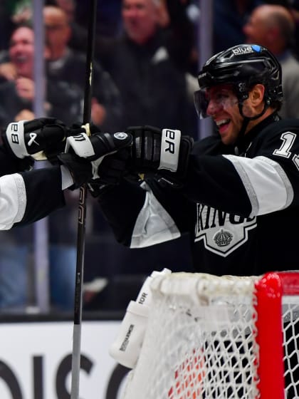 Adrian Kempe en hjälpande hand för Kings glödheta powerplay