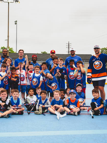 PHOTOS: Islanders Street Hockey with Mayfield and Pulock