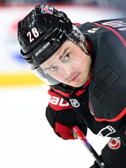 Aho kääntää katseensa nopeasti Italiaan