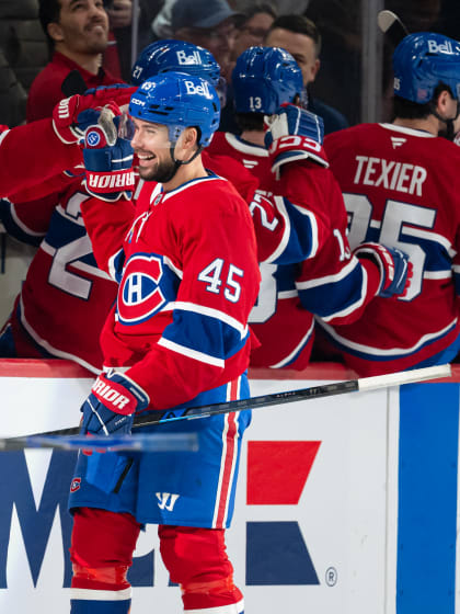 Un 100e point dans la LNH pour Carrier