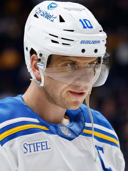Brayden Schenn traded to New York Islanders by St. Louis Blues