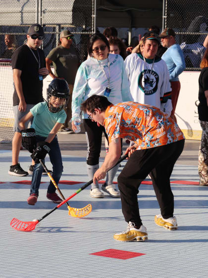 Fin-Classic special ice hockey tournament brings athletes together 
