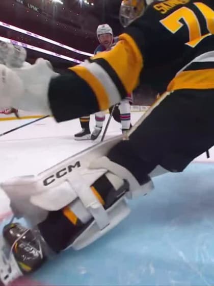 Lafrenière profite d'un 4-contre-3