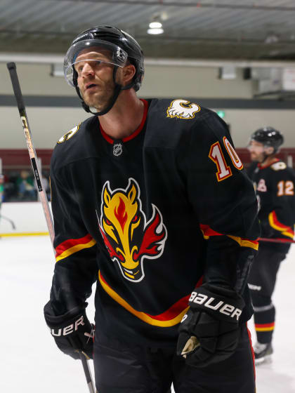 Photo Gallery - Huberdeau's "C of Red" Summer Hockey Team