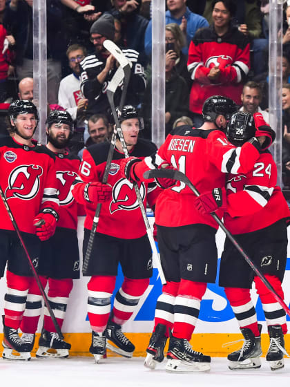 Les Devils balaient les Sabres à la Série globale