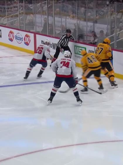 Mantha trouve le disque et enfile l'aiguille