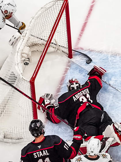 Frederik Andersen save game changer for Carolina Hurricanes in Game 2