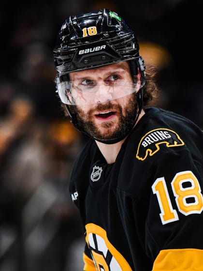 Zacha dvěma góly přispěl k výhře Bruins