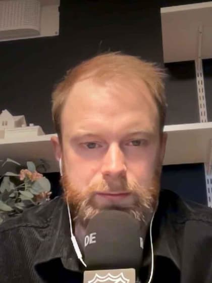 Längs Sargen: Dahlin har tagit över