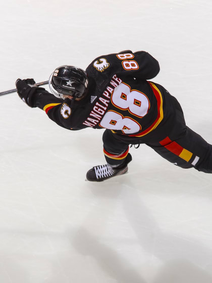 Photo Gallery vs. Wild 05.12.23