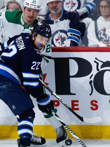 Winnipeg Jets facing elimination in Game 5