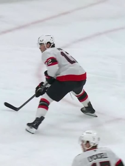 Crevier surprend Ullmark