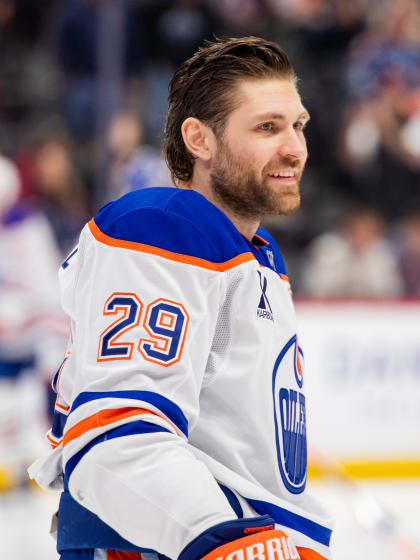 Leon Draisaitl wird diese Woche auf dem Eis zurueckerwartet