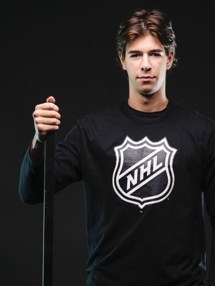 Druhý den na draftu NHL 2026