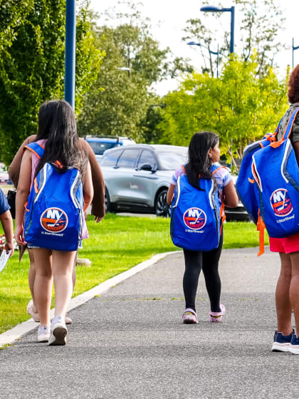 PHOTOS: Islanders and Northwell Health Volunteers Distribute 500 Backpacks with School Supplies