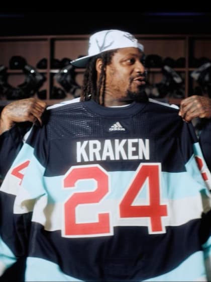 Marshawn Lynch Reacts To The Kraken Winter Classic Jersey