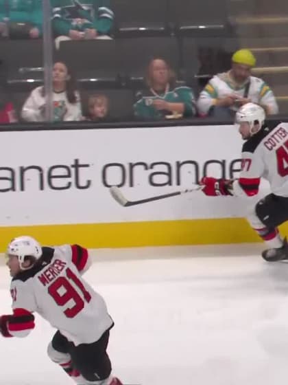 NJD@SJS: Celebrini scores goal against Jacob Markstrom