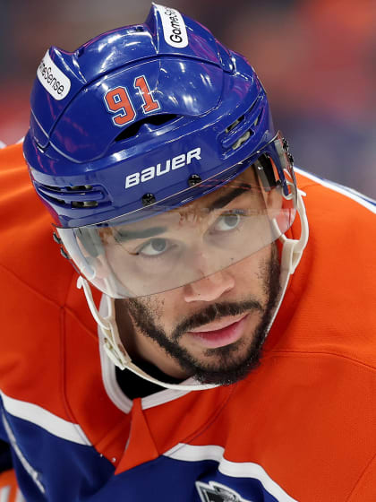 Evander Kane traded to Canucks from Oilers