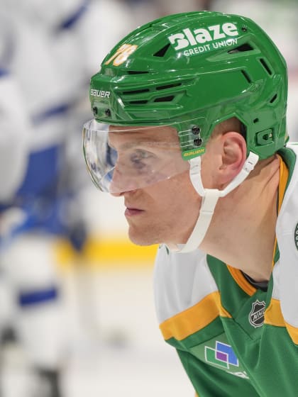 Minnesota Wild Nico Sturm Interview NHL im Curt Frenzel Stadion