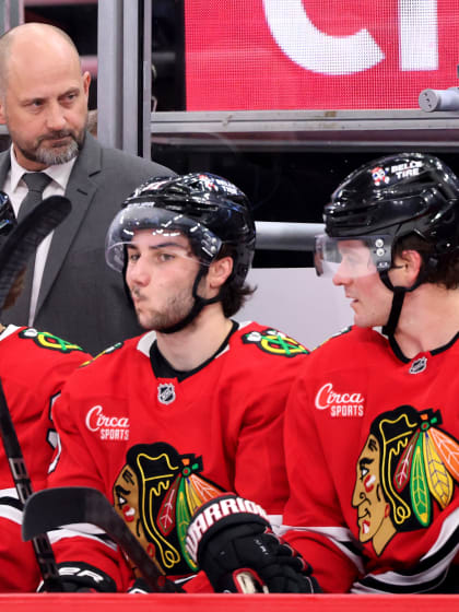 Chicago Blackhawks Anders Sörensen tar nya tag