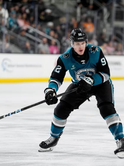 Sharks recall forwards Igor Chernyshov, Ethan Cardwell from San Jose Barracuda 