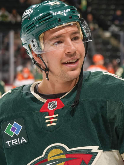 Bobby Brink signs one year contract with Minnesota Wild