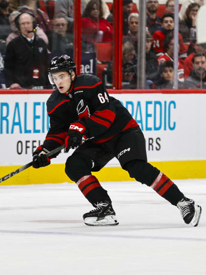 Joel Nyström har tagit chansen för Carolina Hurricanes