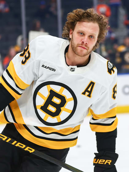 Bruins vyhráli, Patrňák zářil