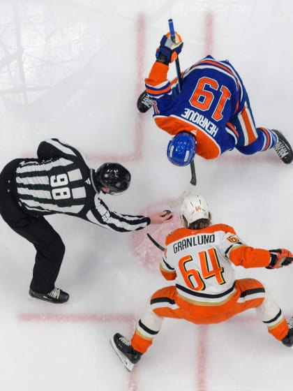 Oilers ja Ducks aloittavat sarjansa