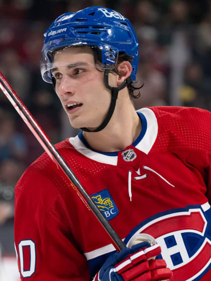 Slafkovský a Canadiens sú majstri striel z prvej