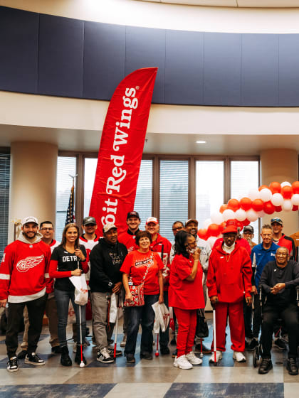 Red Wings, Chevrolet bring and share smiles at John D. Dingell VA Medical Center