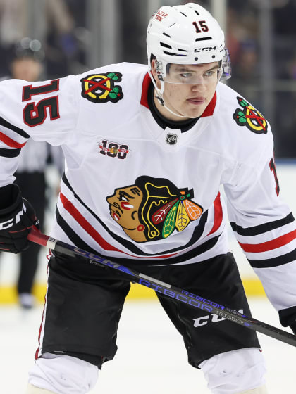 Fortsatt förtroende som center för Anton Frondell i Chicago Blackhawks