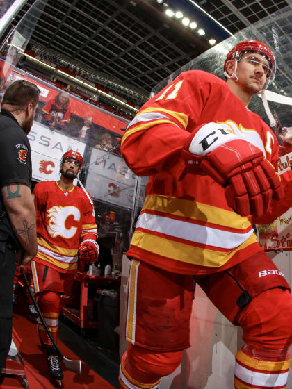 Photo Gallery - Flames vs. Sharks 18.04.24