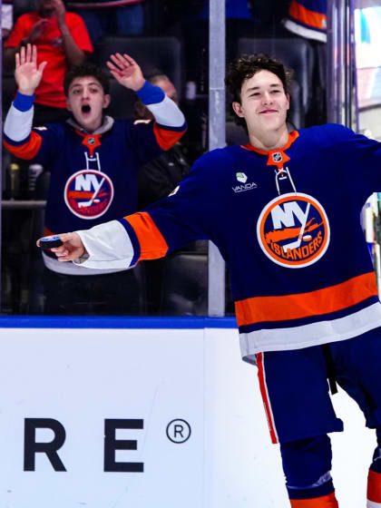 UBS Postgame Photos: Islanders 3, Blue Jackets 2