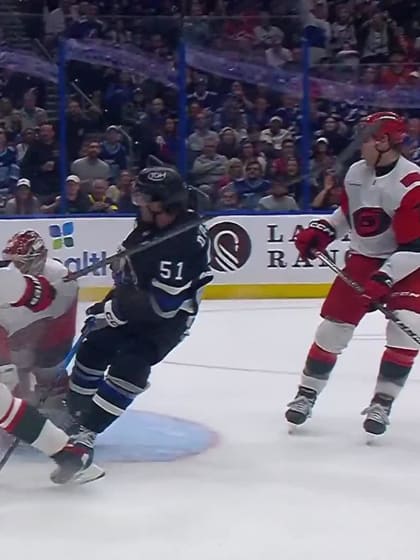 Point prépare le but de D'Astous