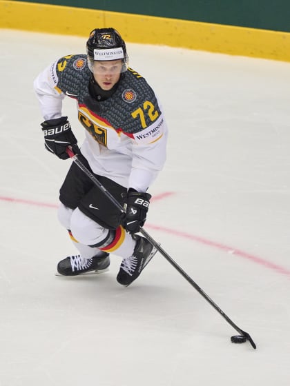 International Ice Kahun Michaelis und Bertschy treffen fuer die Nationalmannschaft