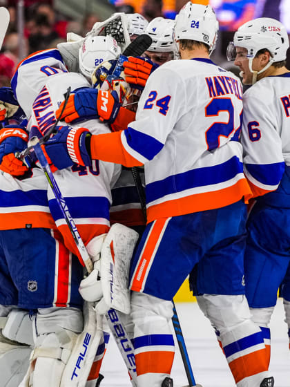 UBS Postgame Photos: Islanders 5, Hurricanes 4 OT