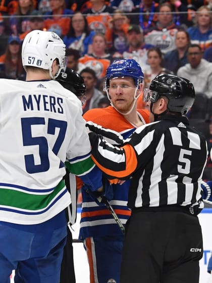 Oilers vs. Canucks (Game 3)