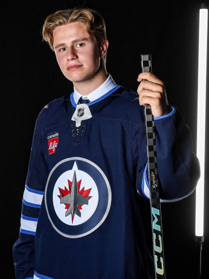 Freij skriver kontrakt med Jets
