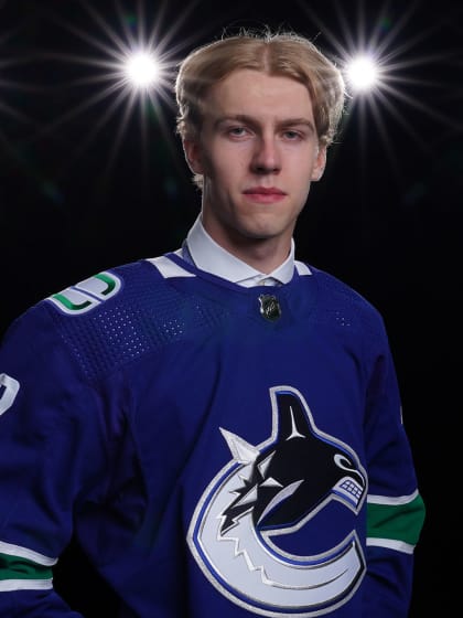 Vancouver Canucks top prospects for 2024-25 season 32 in 32