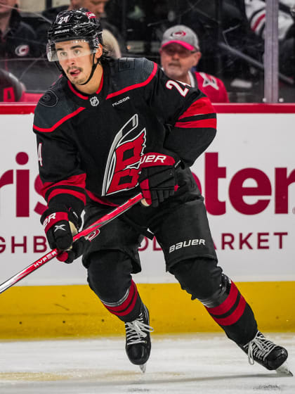 Seth Jarvis Carolina Hurricanes överens om nytt kontrakt