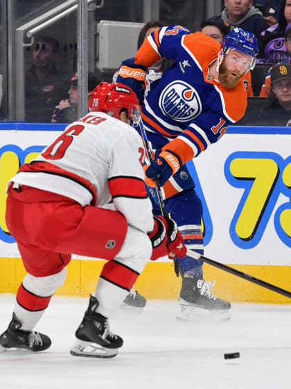 Oilers vs. Hurricanes (Oct. 22)