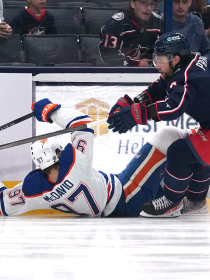 Oilers Connor McDavid leaves game with injury