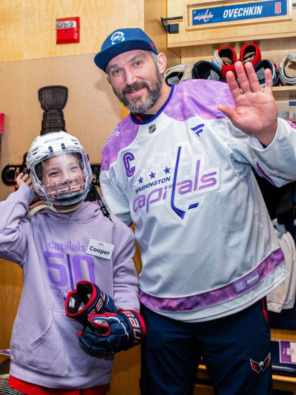 Alex Ovechkin Washington Capitals host Hockey Fights Cancer skate