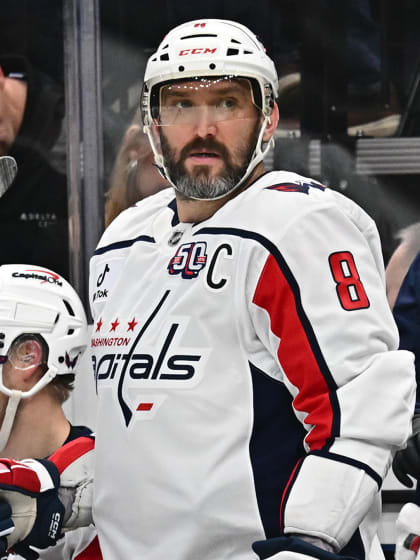 Capitals Alex Ovechkin out 4-6 weeks with broken leg