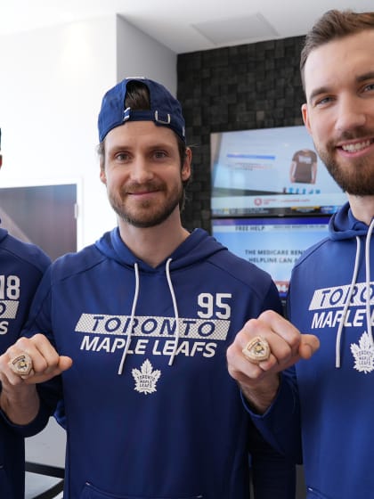 Former Florida players now in Toronto get Cup rings